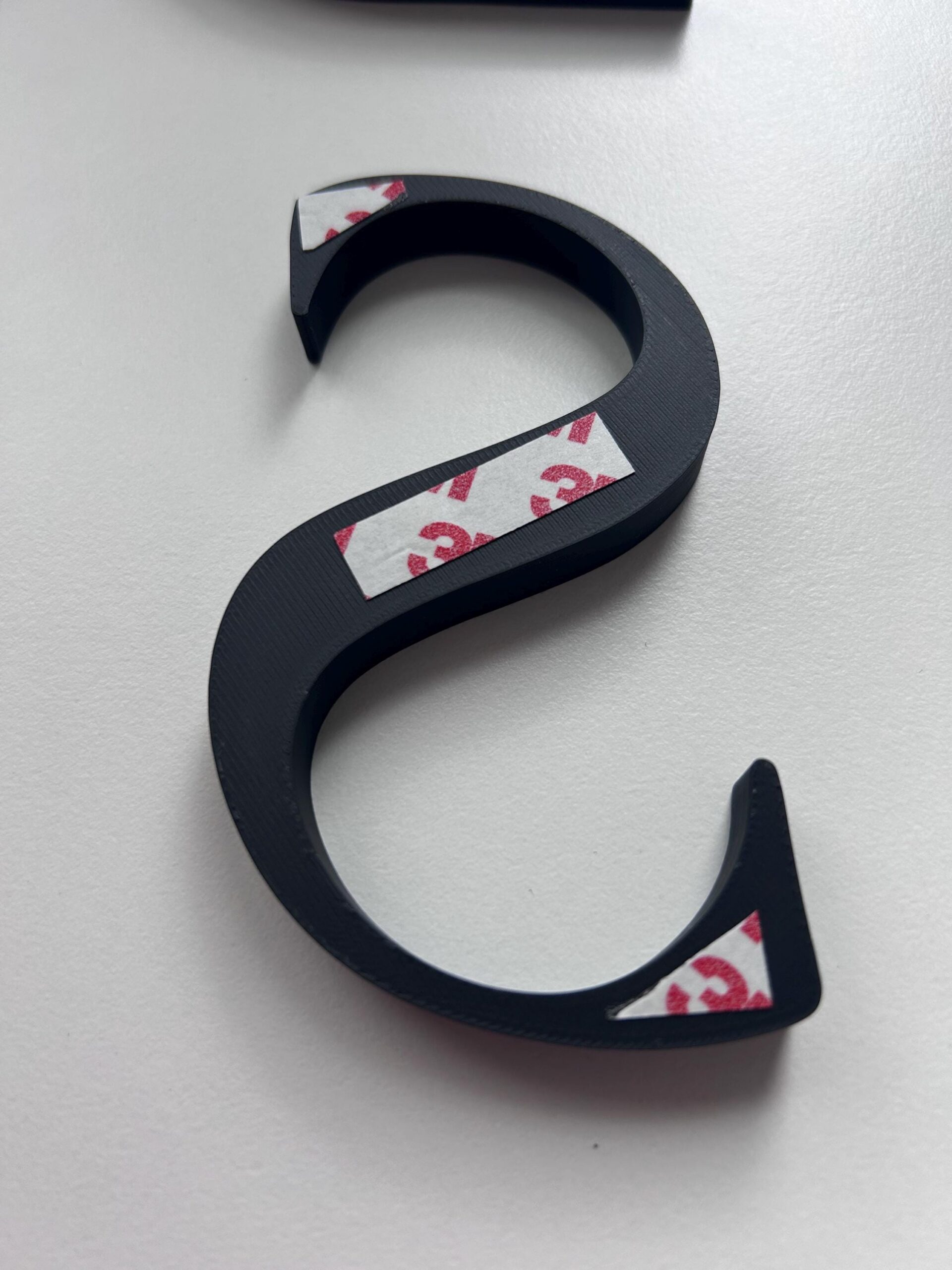 Personalisierte 3D-Wandbuchstaben mit Wunschtext – Bild 2