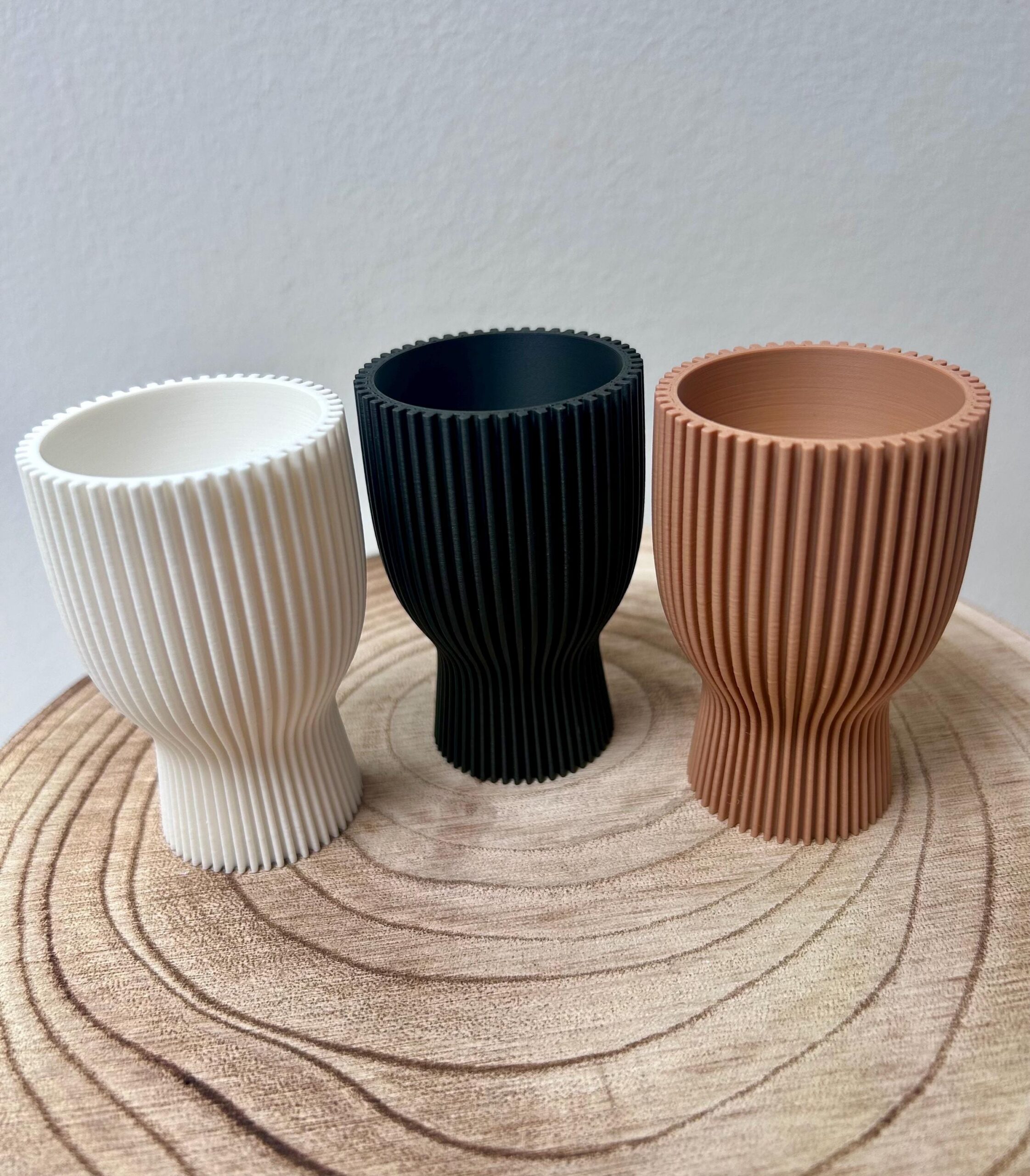 Geriffelter Design-Eierbecher – einzeln oder im Set