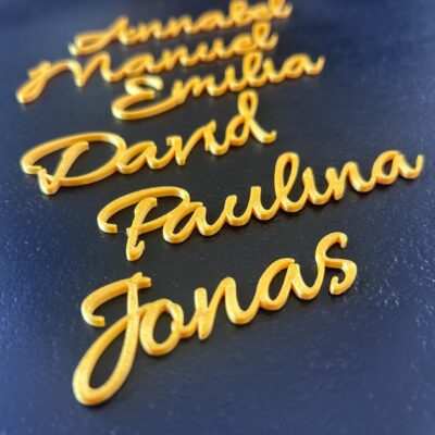 Elegante Namensschilder in Schreibschrift Allura in Gold